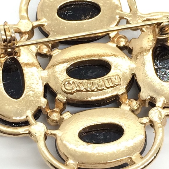 VINTAGE SARAH COVENTRY LIGHT OF THE EAST MOSAIC BROOCH GOLD TONE CROSS SIGNED - Picture 7 of 9